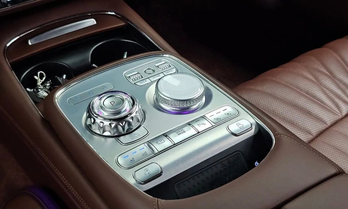 Genesis G90 — фото 9