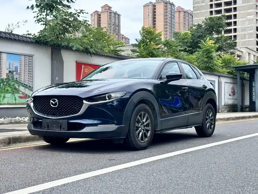 Mazda CX-30 — фото 1