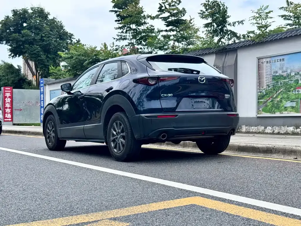 Mazda CX-30 — фото 8