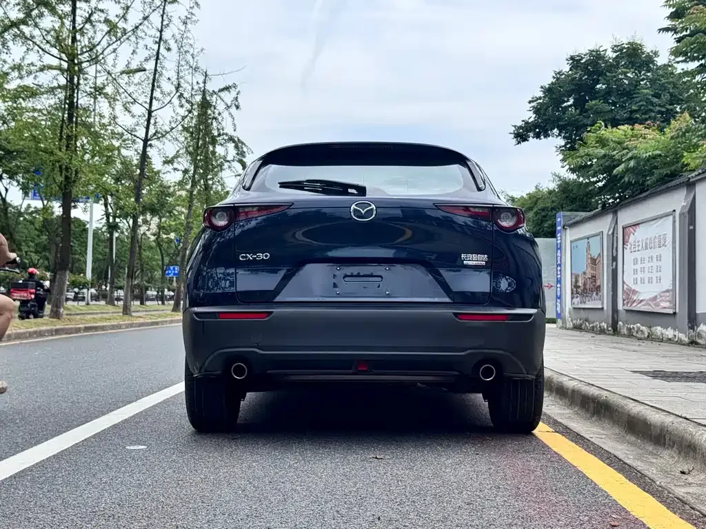 Mazda CX-30 — фото 4