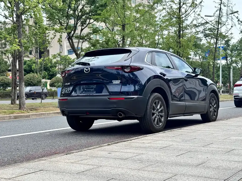 Mazda CX-30 — фото 9