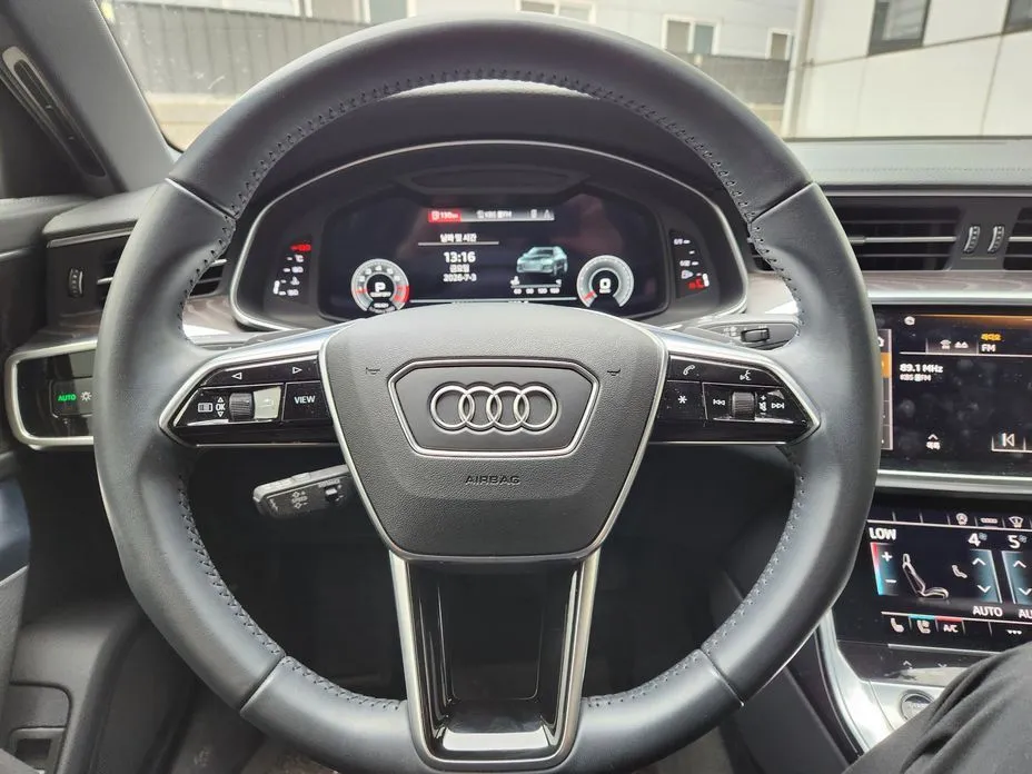 Audi A6 — фото 10