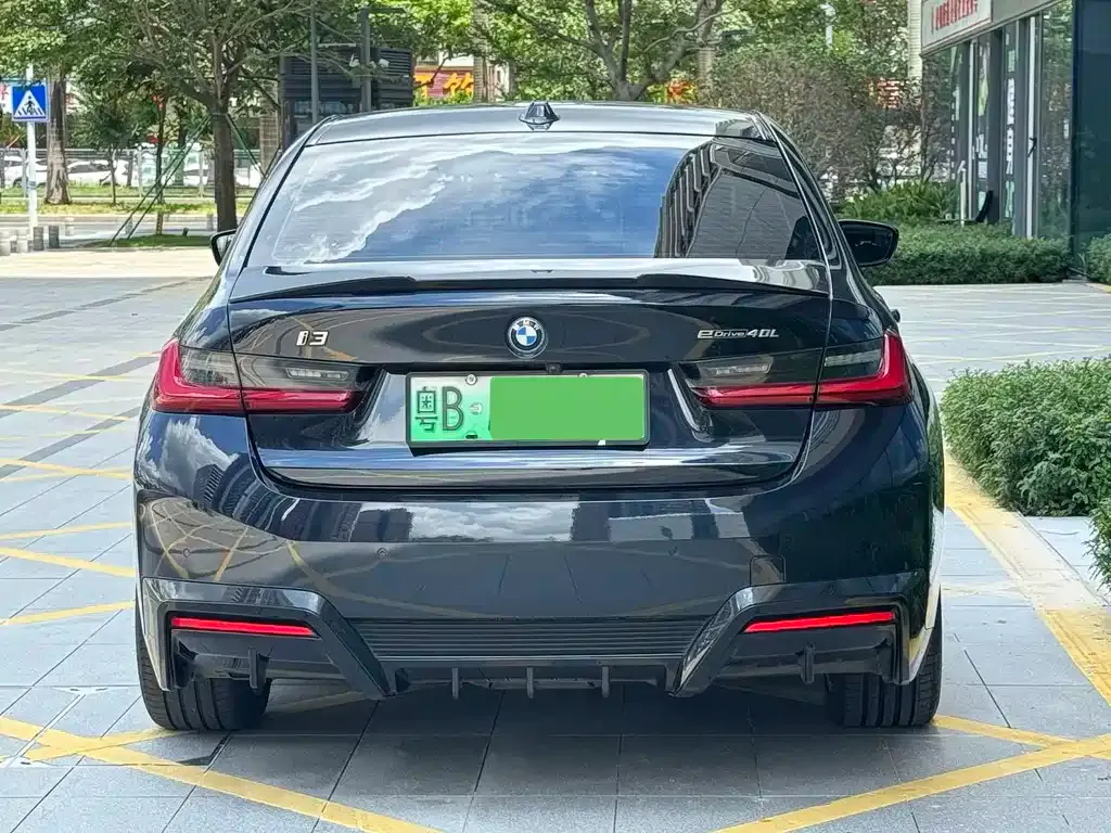 BMW i3 — фото 7