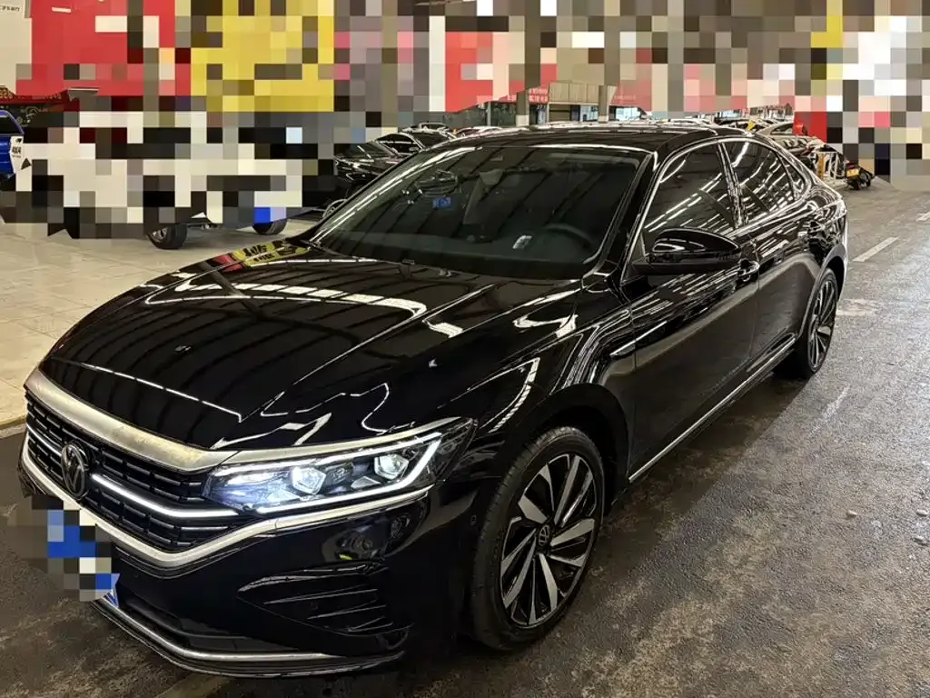 Volkswagen Passat — фото 1
