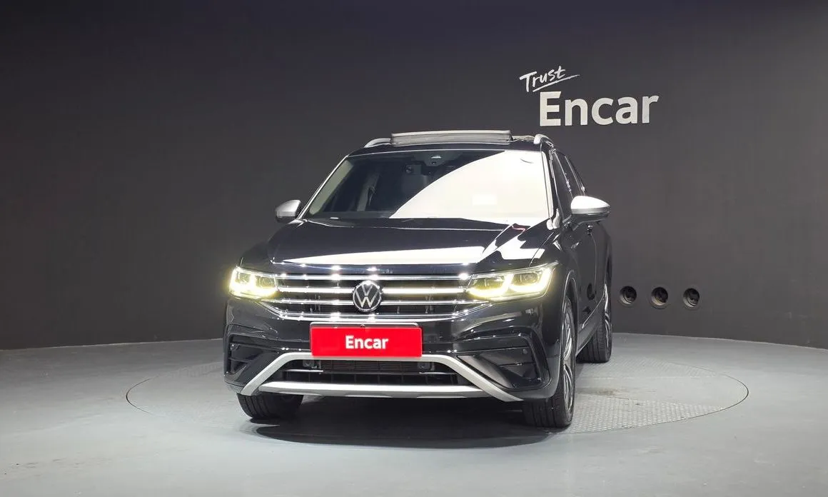Volkswagen Tiguan — фото 8