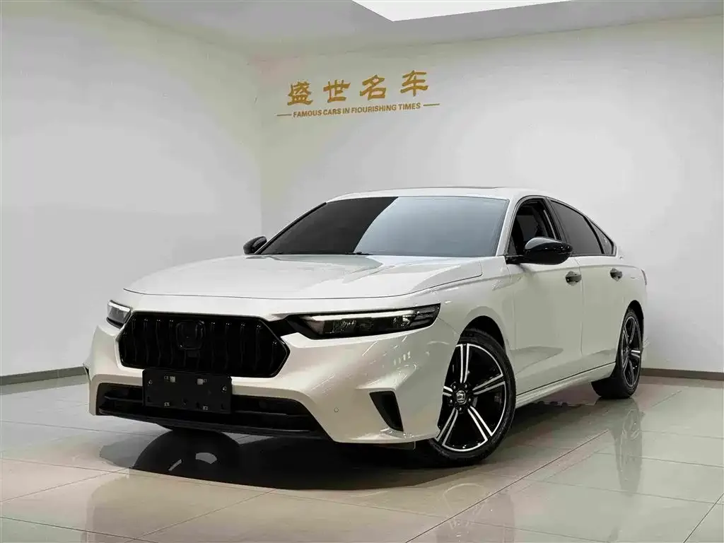 Honda Inspire — фото 1