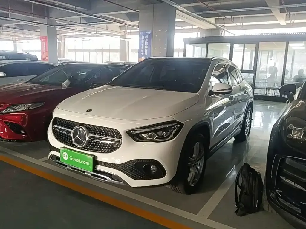 Mercedes-Benz GLA — фото 9