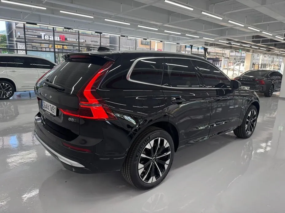 Volvo XC60 — фото 2