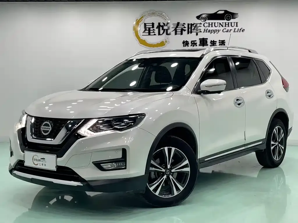 Nissan X-Trail — фото 1