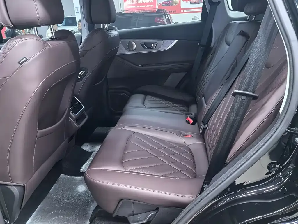 Chery Tiggo 8 PRO — фото 10