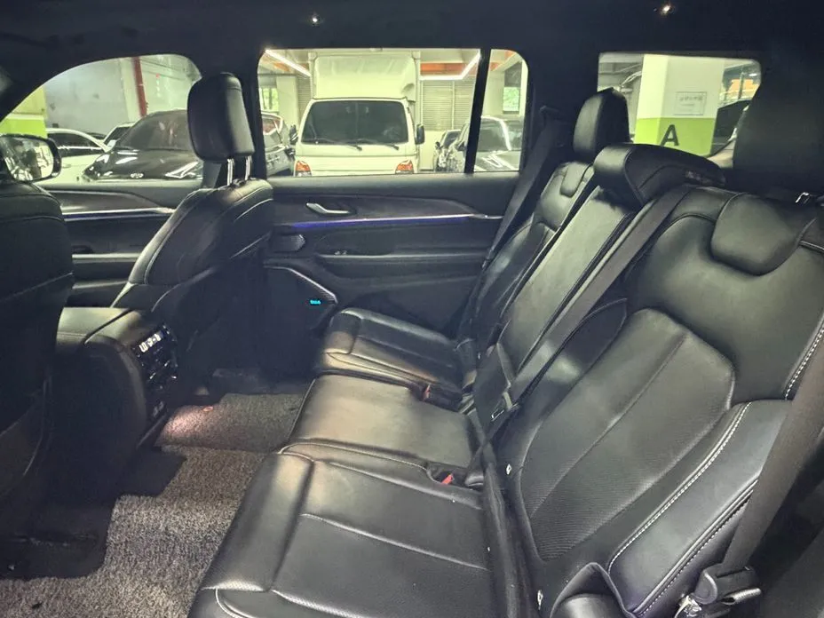 Jeep Cherokee — фото 7