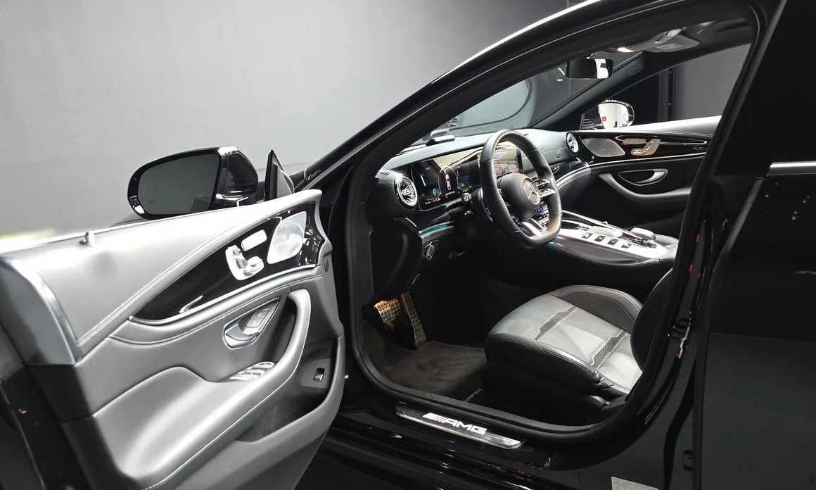 Mercedes-Benz AMG GT — фото 10