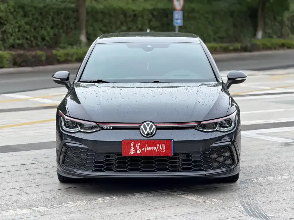 Volkswagen Golf GTI — фото 9