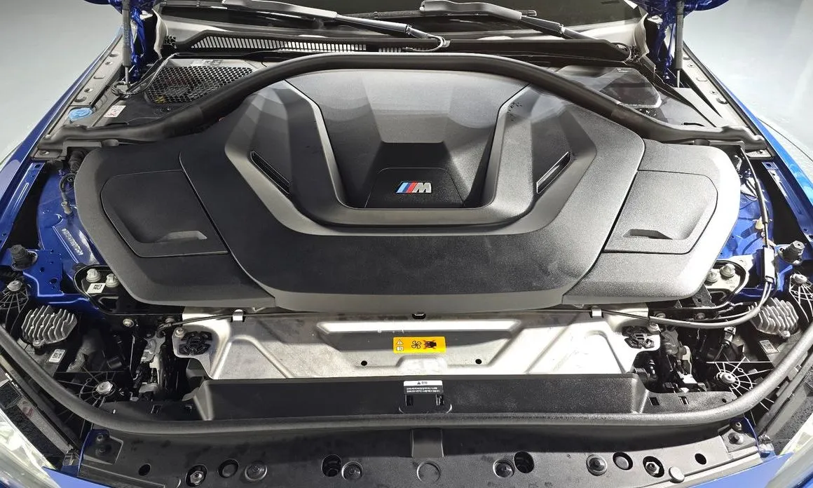 BMW i4 — фото 10