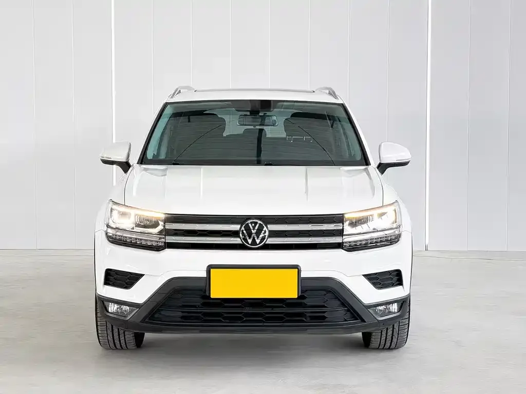 Volkswagen Tharu — фото 5