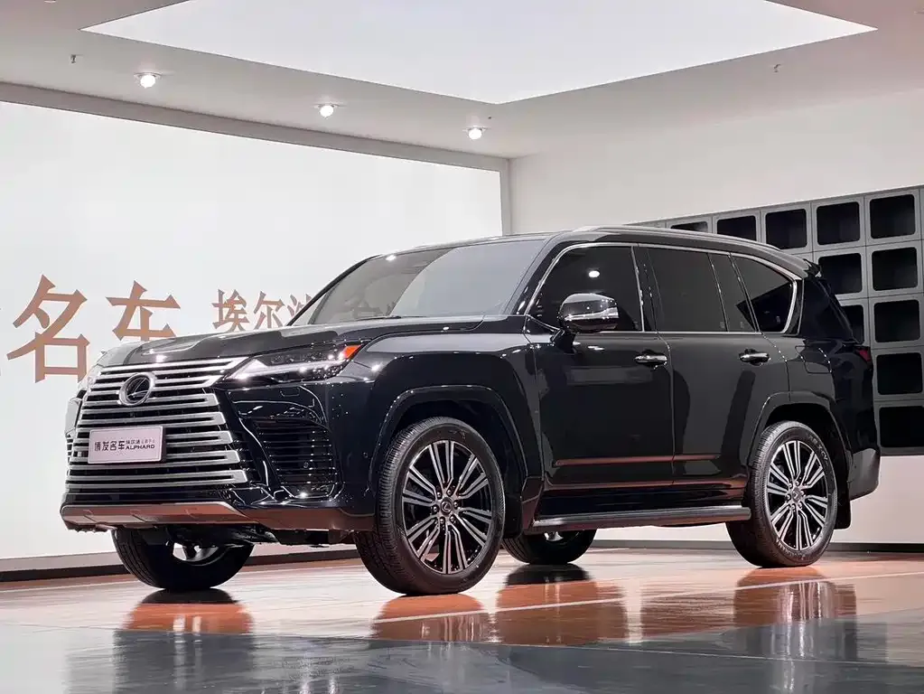 Lexus LX — фото 1