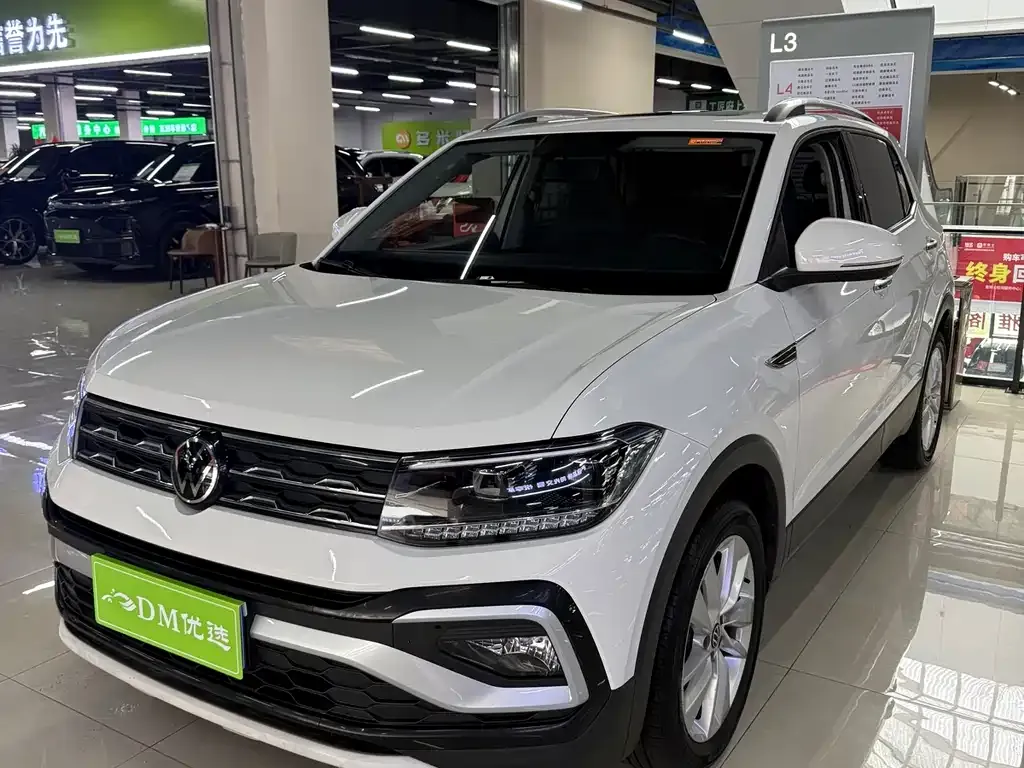 Volkswagen T-Cross — фото 10