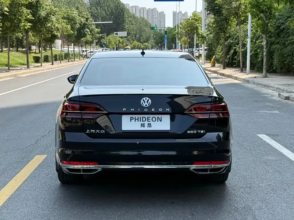 Volkswagen Phideon — фото 6