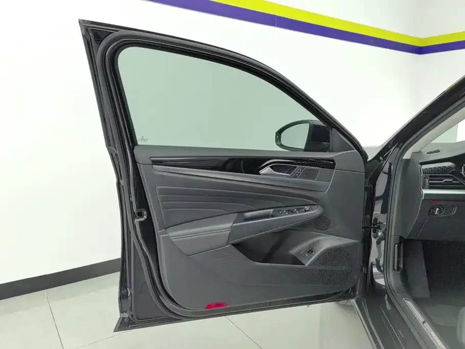 Volkswagen Passat — фото 5