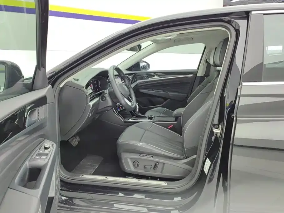 Volkswagen Passat — фото 8
