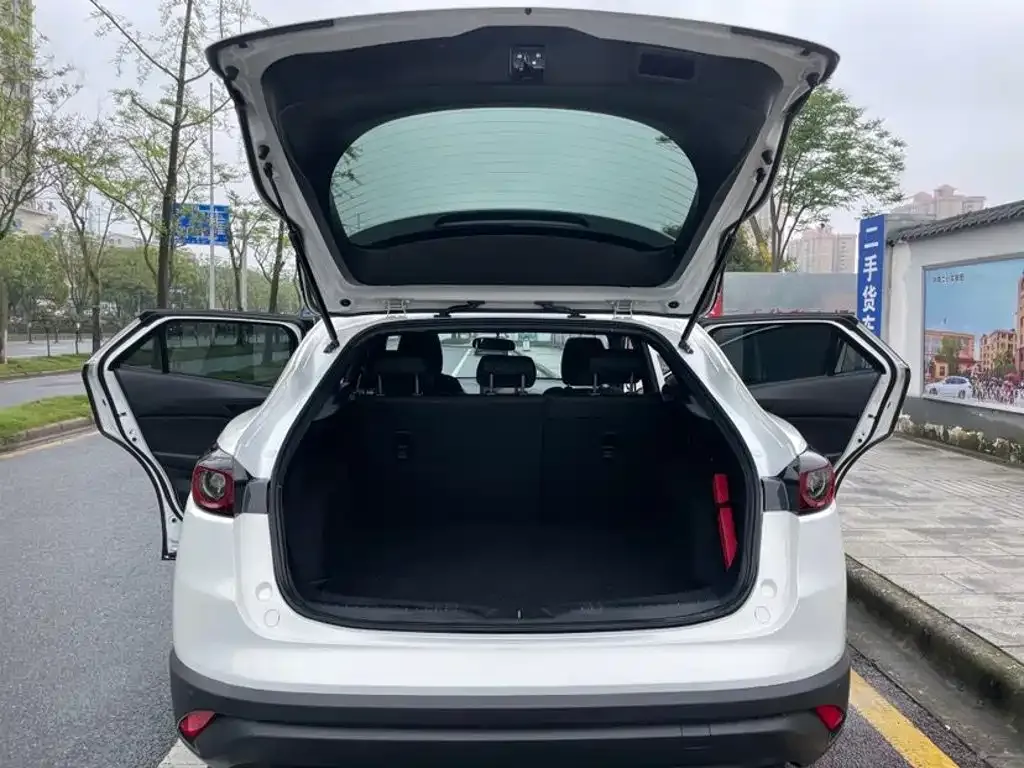 Mazda CX-4 — фото 6