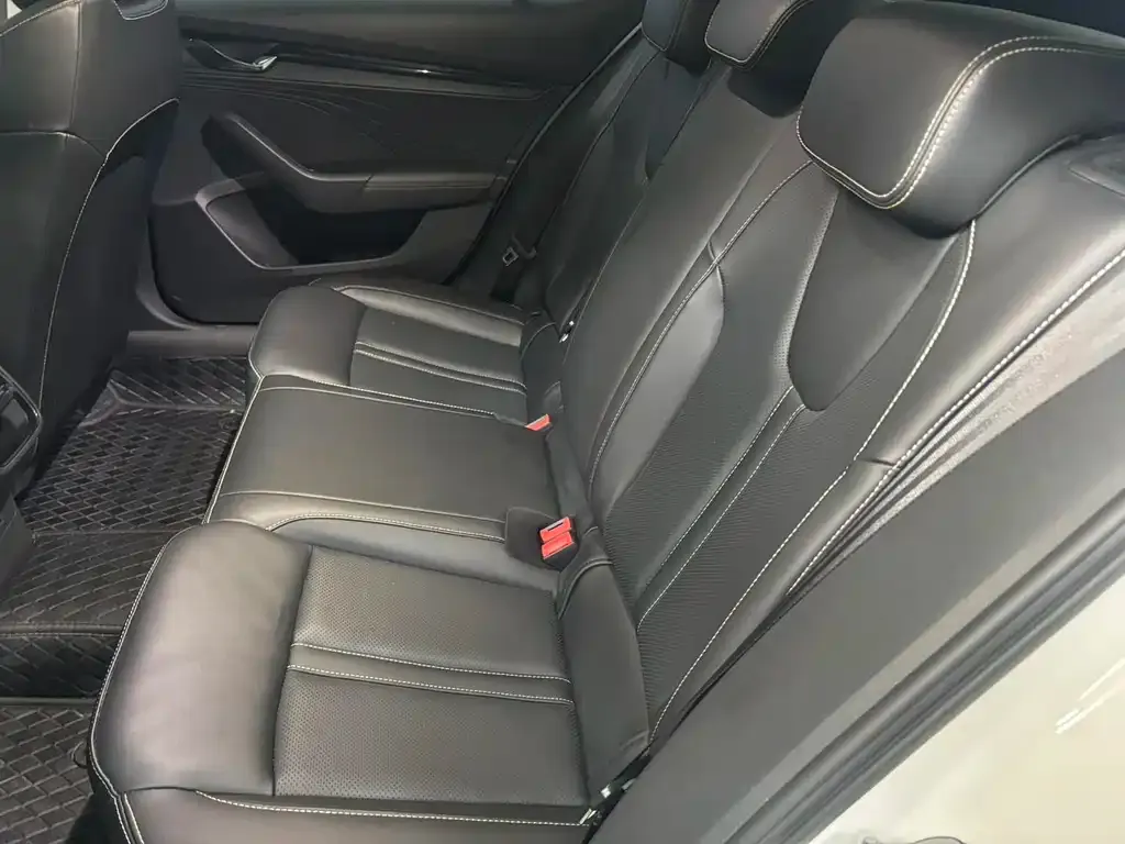 Skoda Octavia — фото 4