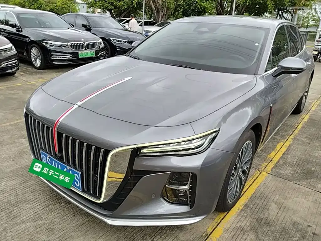 Hongqi H5 — фото 1