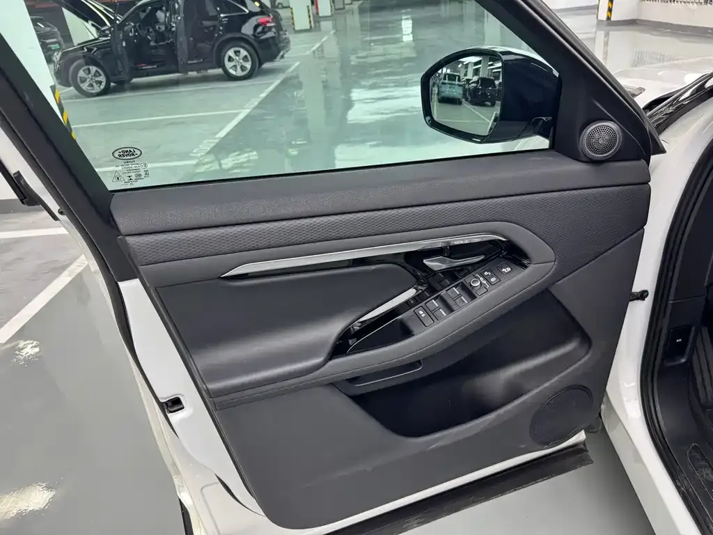 Land Rover Evoque — фото 4