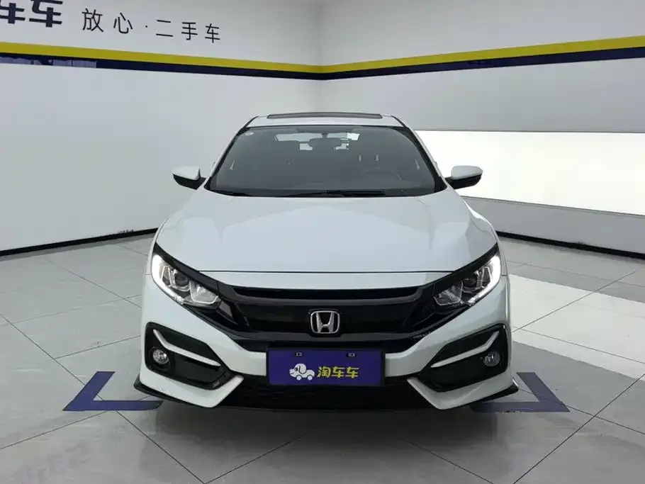 Honda Civic — фото 1