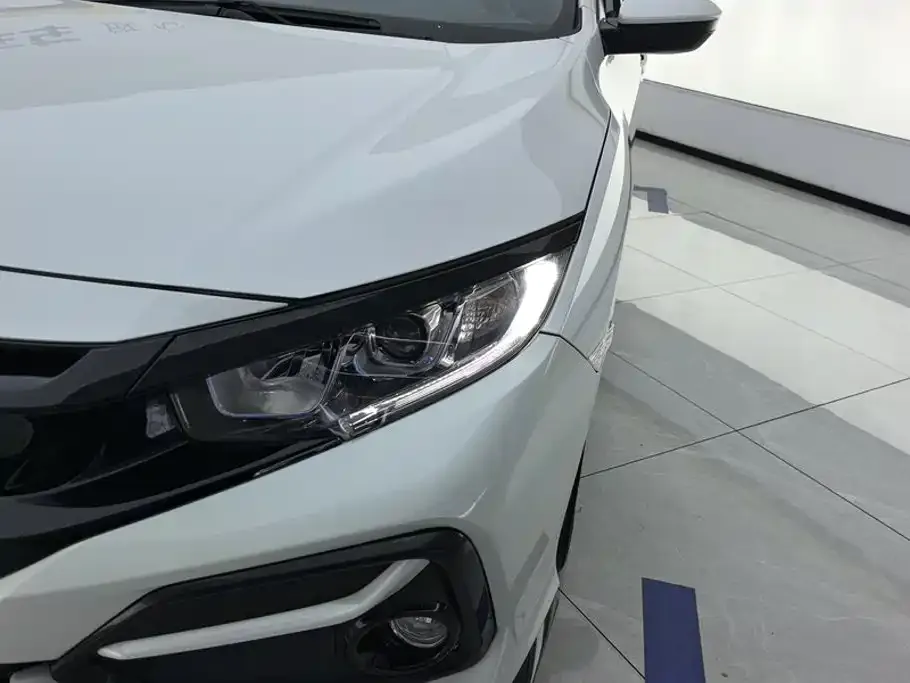 Honda Civic — фото 4
