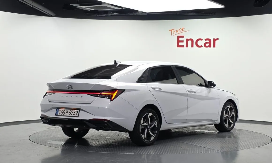 Hyundai AVANTE — фото 4