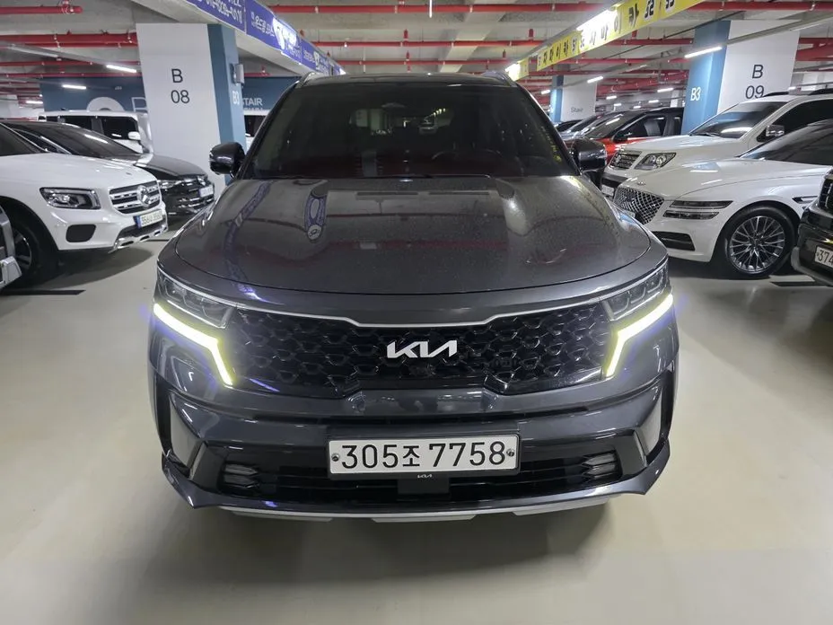 Kia Sorento — фото 1