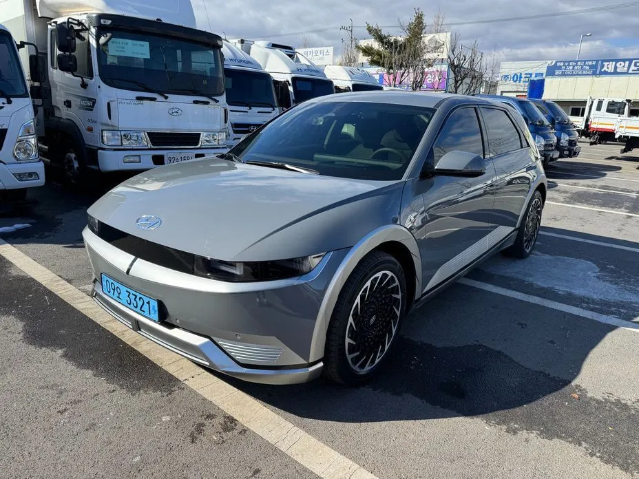 Hyundai Ioniq5 — фото 1