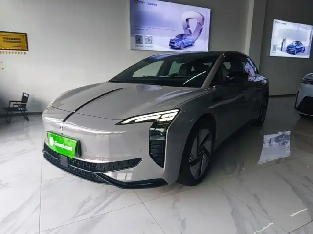 Hongqi EH7 — фото 1