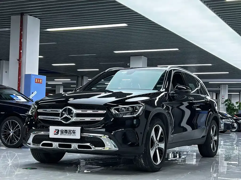 Mercedes-Benz GLC — фото 1