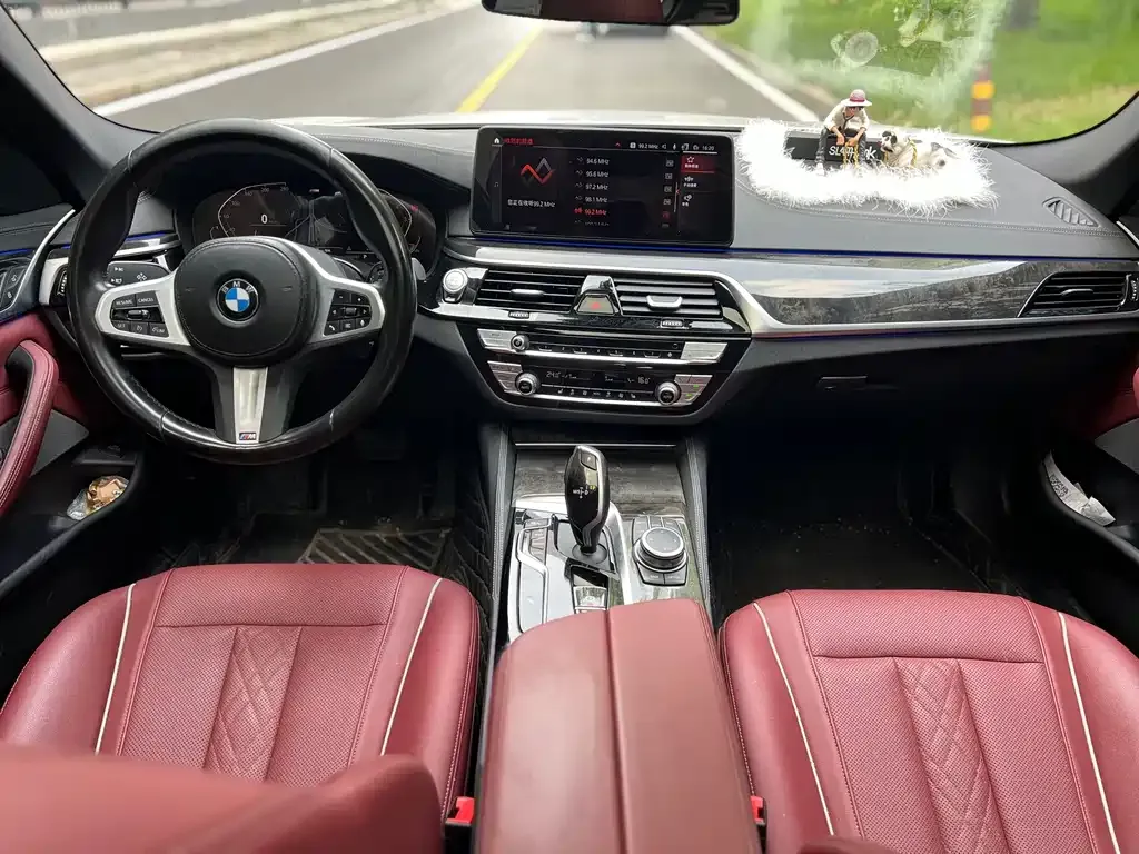 BMW 5 Series — фото 3