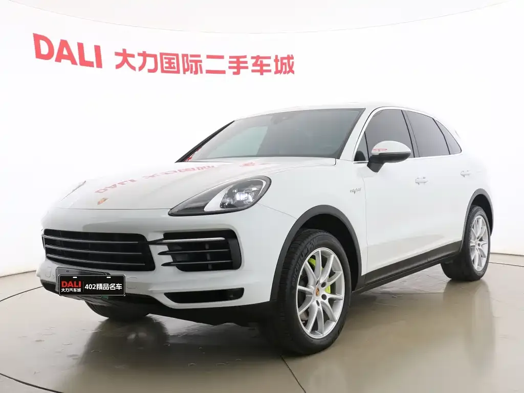 Porsche Cayenne Hybrid — фото 1