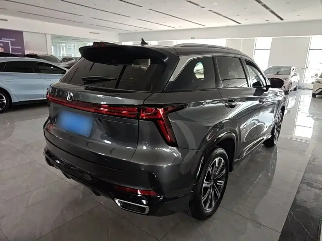 Changan CS75 PLUS — фото 9