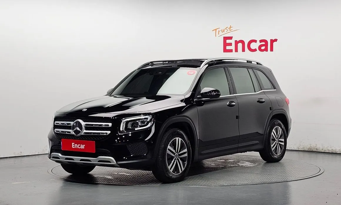Mercedes-Benz GLB-Class — фото 1