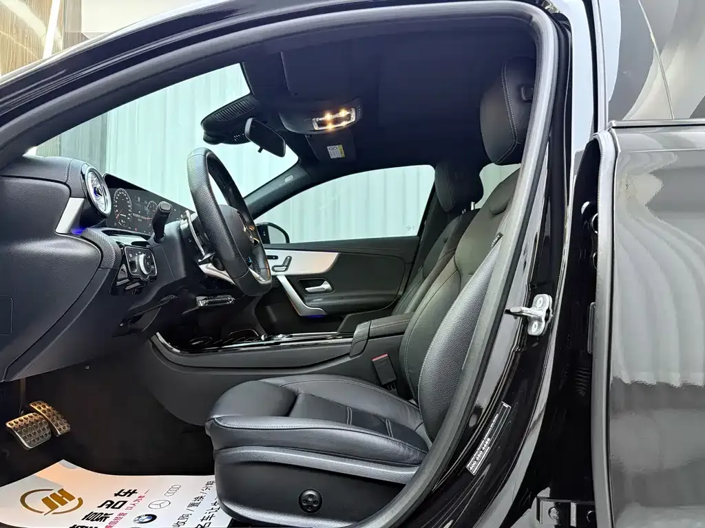 Mercedes-Benz A-Class AMG — фото 8