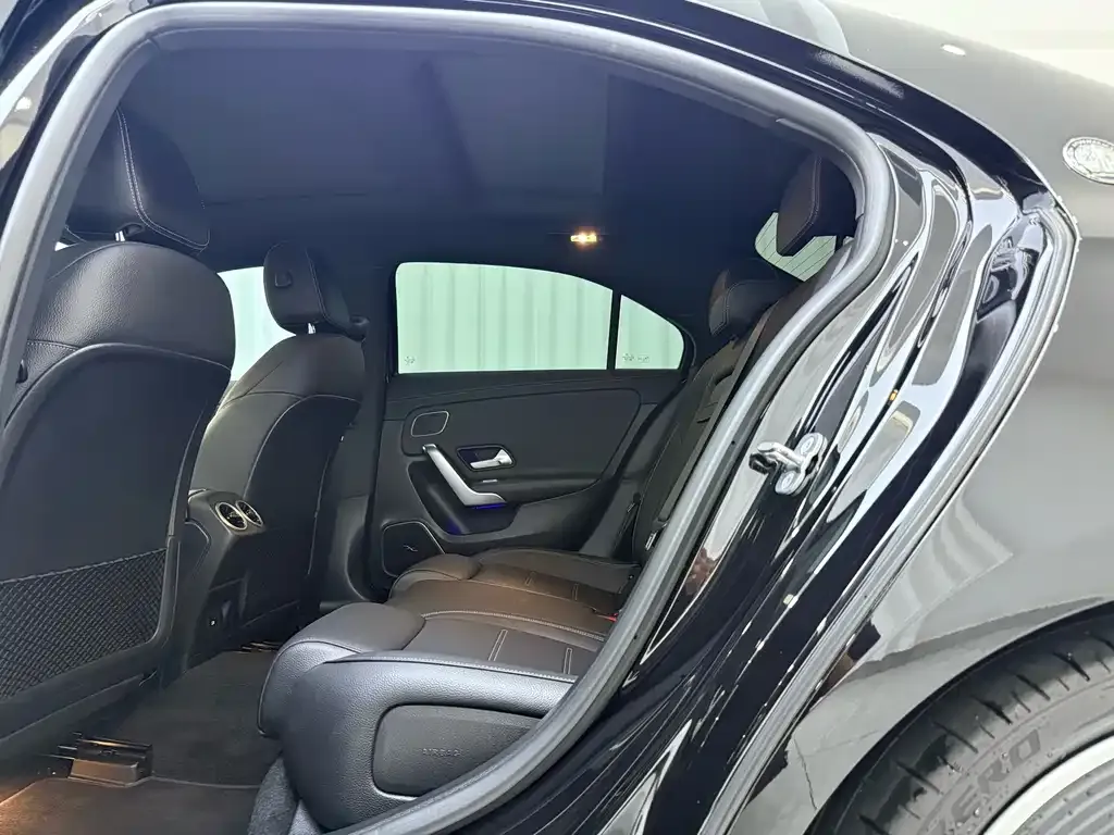 Mercedes-Benz A-Class AMG — фото 10