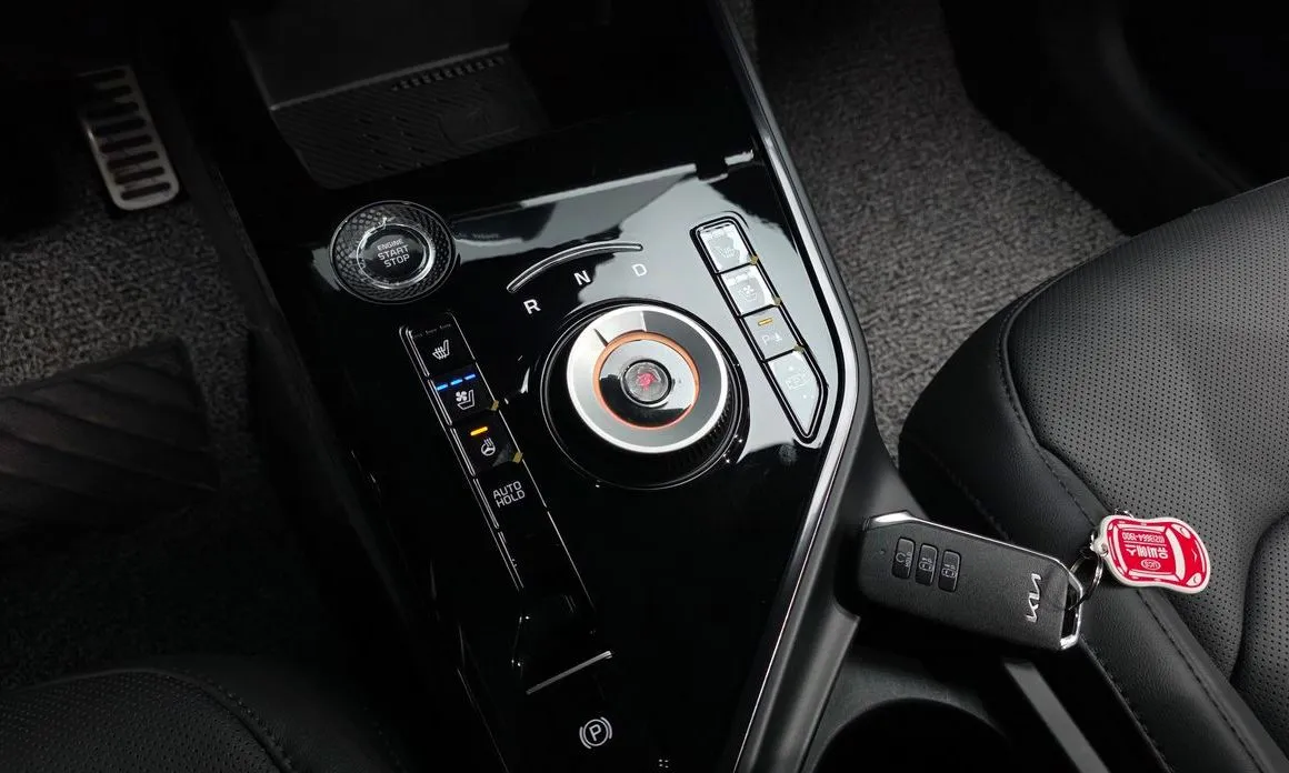 Kia Niro — фото 9