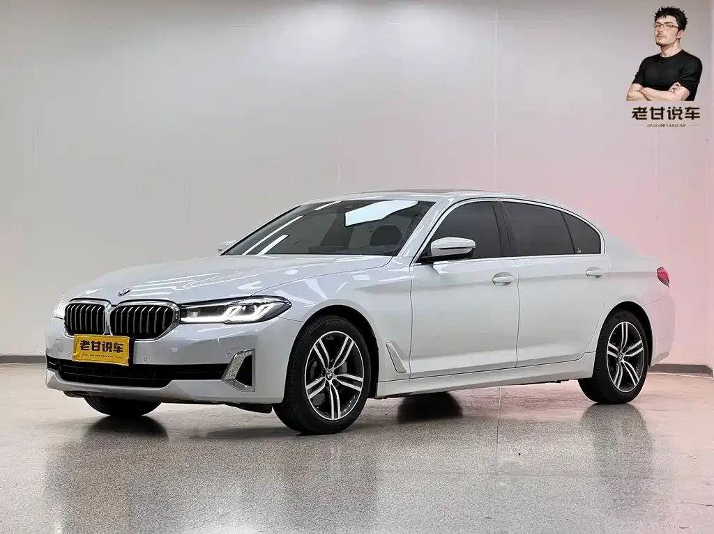 BMW 5 Series — фото 1
