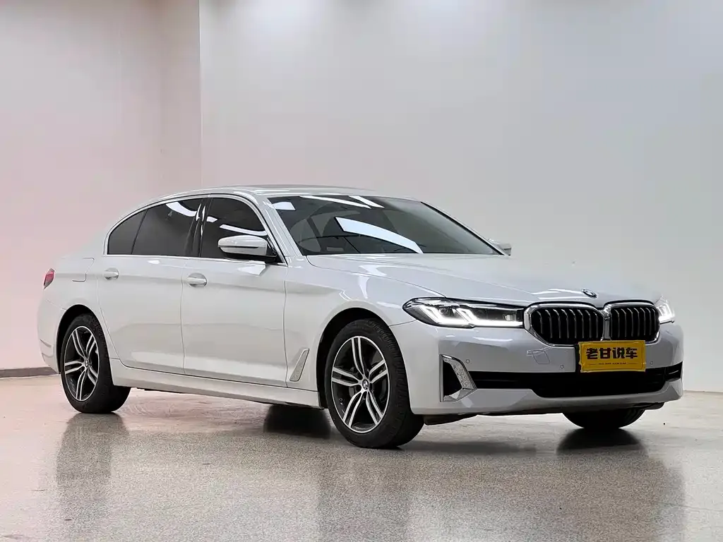 BMW 5 Series — фото 3