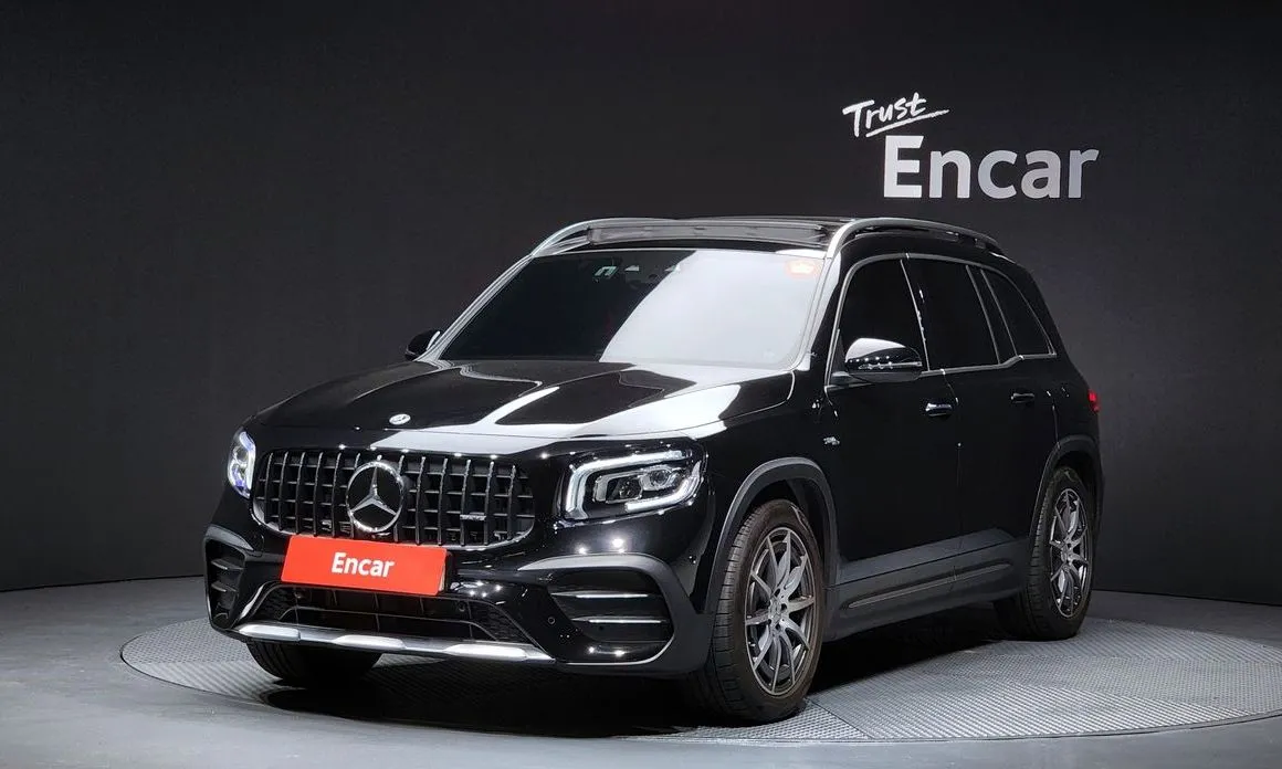 Mercedes-Benz GLB-Class — фото 1
