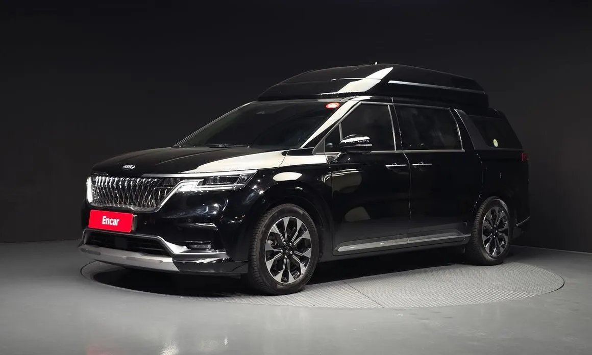 Kia Carnival — фото 1