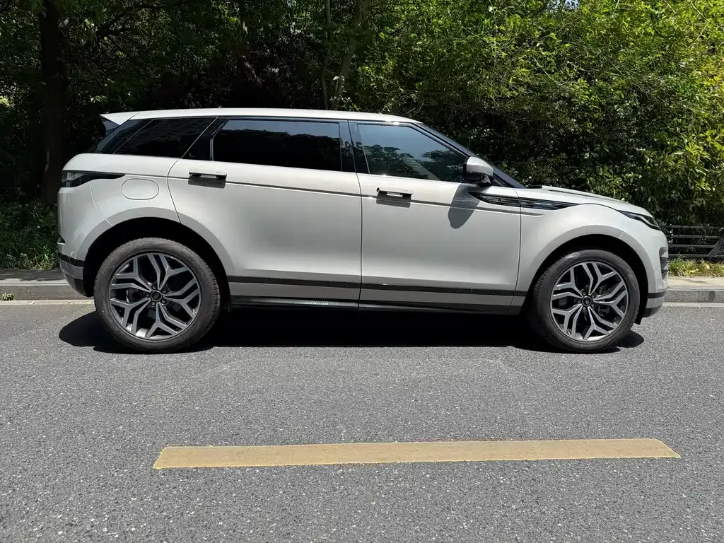 Land Rover Evoque — фото 8