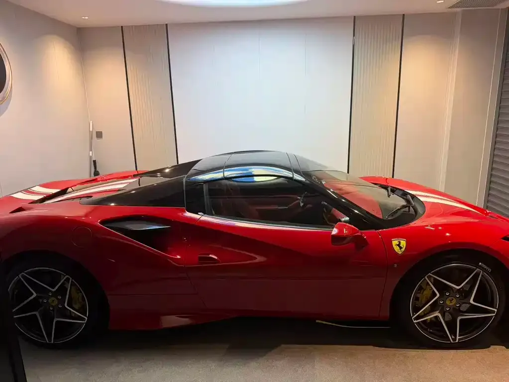 Ferrari F8 — фото 9