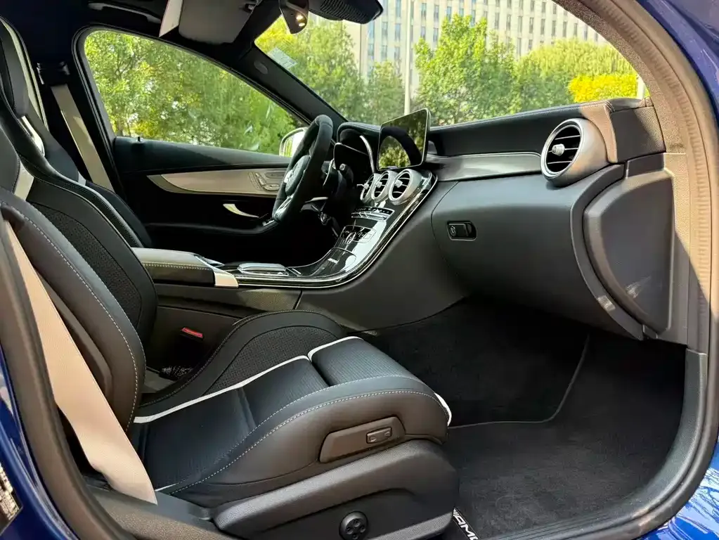 Mercedes-Benz C-Class AMG — фото 2