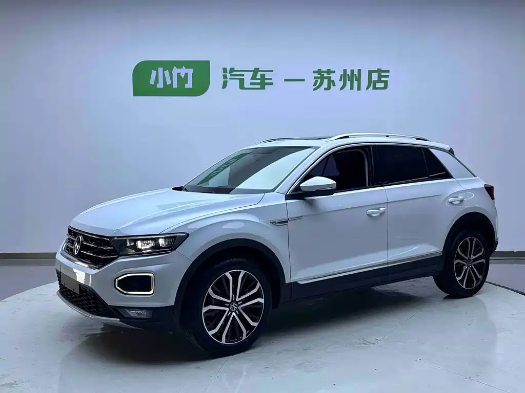 Volkswagen T-Roc — фото 1